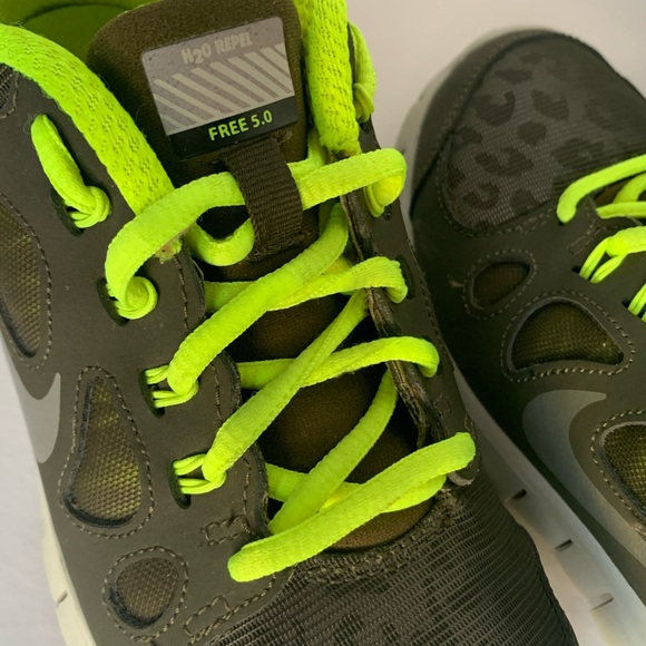 ‼️SOLD‼️ Reflector Nike H2O Repel Sneakers - Picture 3 of 7